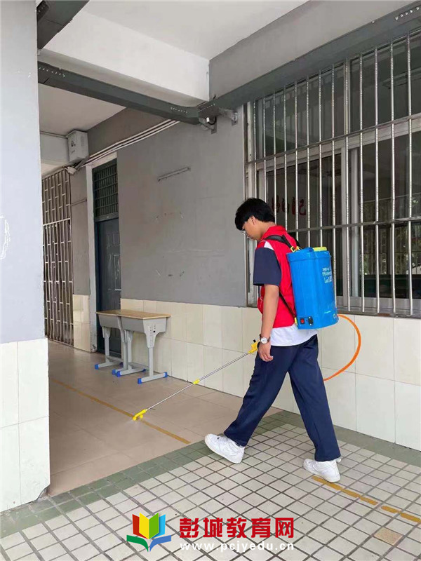 http://www.pcjyedu.cn/upload/2021-06-20/594eafeb598385e0f3765655191b1f07.jpg