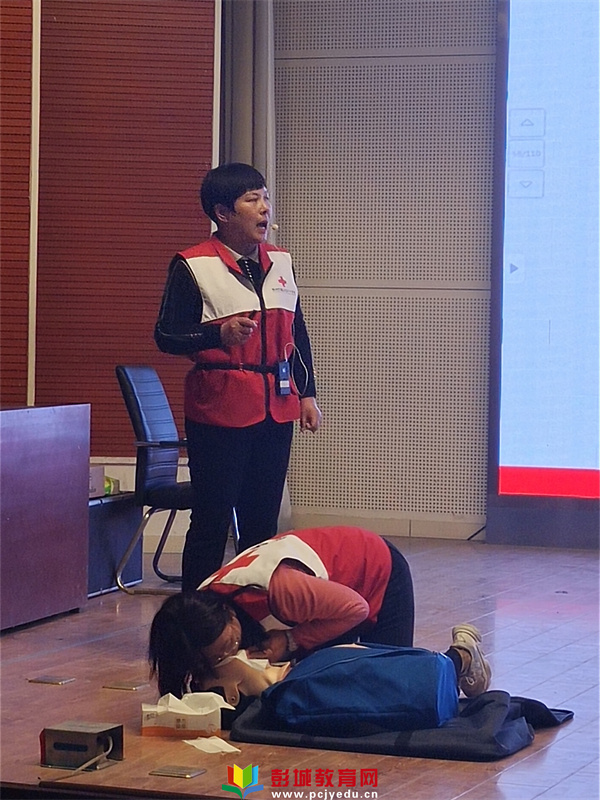 http://www.pcjyedu.cn/upload/2021-11-25/a4d9d9dee068887cfe55a04b164903e5.jpg