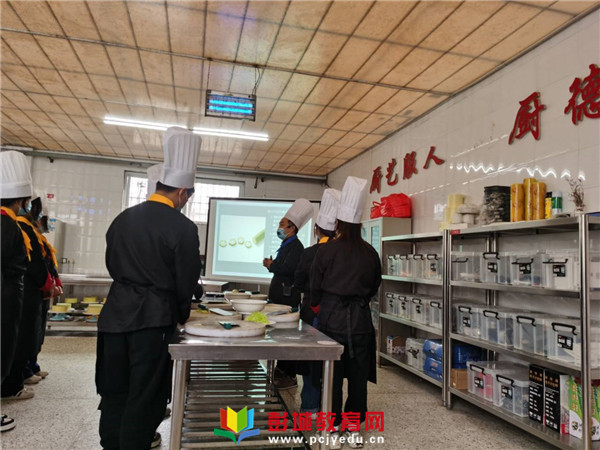 http://www.pcjyedu.cn/upload/2021-12-25/dad8ddf2f6e691f10728a2ff0bf232ed.jpg