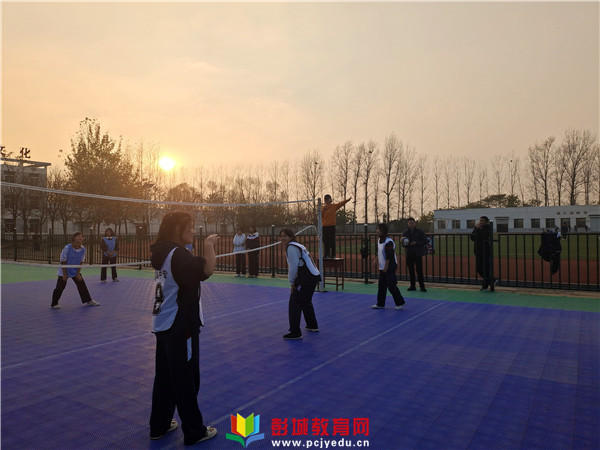http://www.pcjyedu.cn/upload/2021-11-20/32a9f256db9dbebce837e64bf14349aa.jpg
