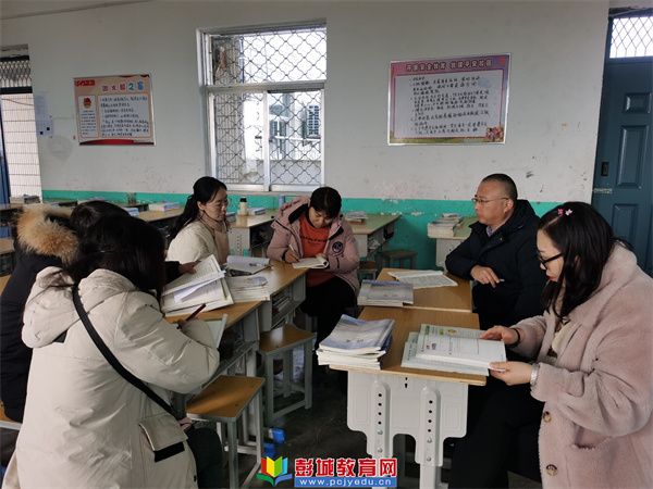 http://www.pcjyedu.cn/upload/2021-12-17/99397c19ce8496423f858dec5da1de13.jpg