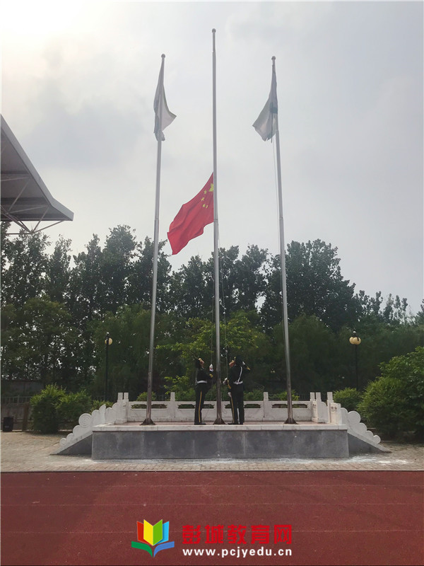 http://www.pcjyedu.cn/upload/2021-05-11/c16050686c9e462e700f3741abbe02d6.jpg