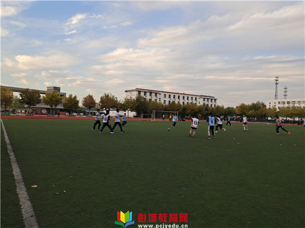 http://www.pcjyedu.cn/upload/2021-10-22/a2f19eeb417413cb1c4460fc73da125f.jpg