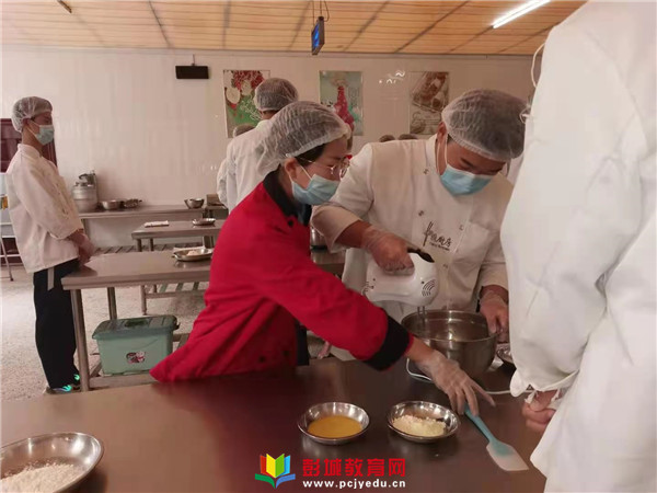 http://www.pcjyedu.cn/upload/2021-05-15/0b2735c59f47b375db99b79f0dd11c36.jpg